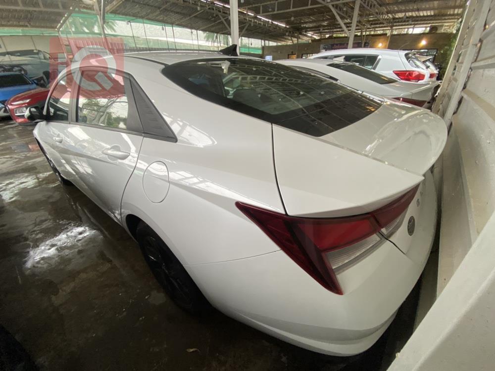 هیوندای ئەلەنترا